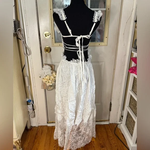 Deane Midi Dress - Picture 9 of 10